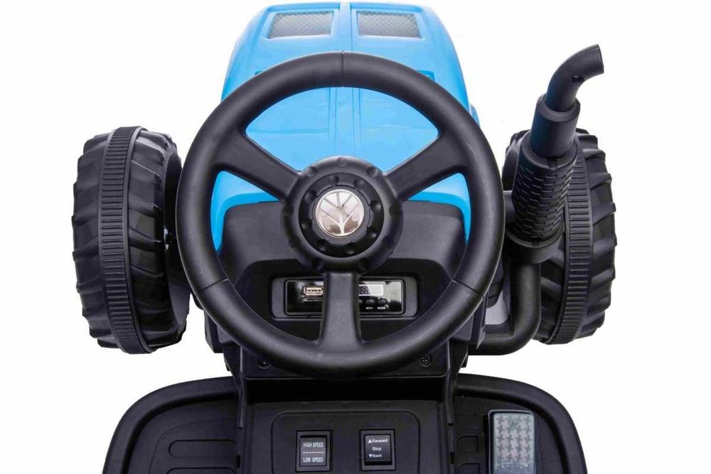 Traktor Z Przyczepą na akumulator New Holland T7