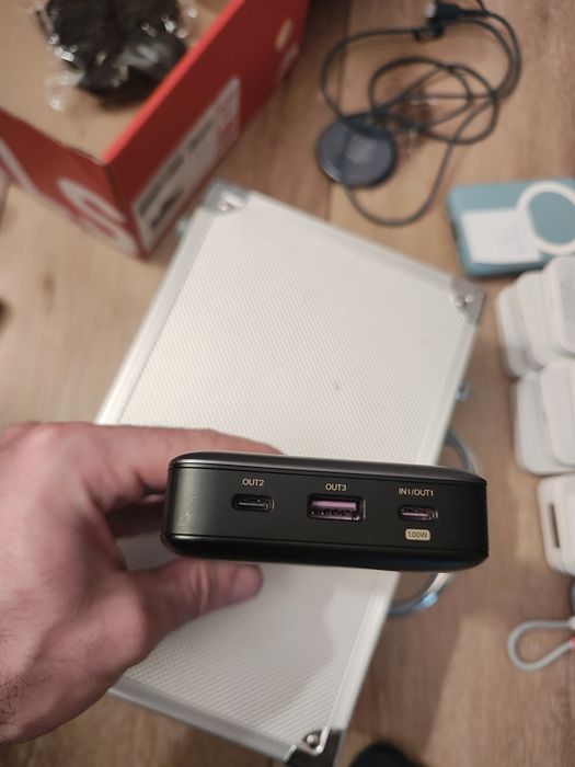 UGREEN 100 w 20000mah