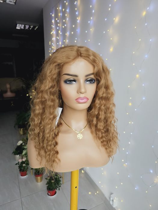 Peruka afroloki loki ciemny złoty blond Krysia naturalna fryzura