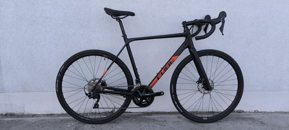 CUBE CROSS RACE (przełaj/gravel), Shimano 105 (hydraulika), Rozmiar 56