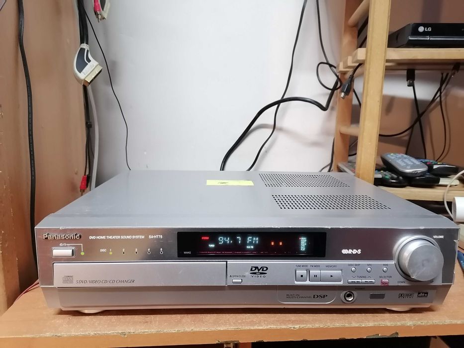 Amplituner Panasonic SA-HT75