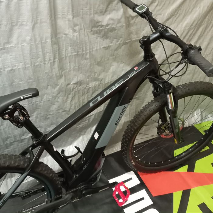 Електро велосипед CUBE 29 e-bike