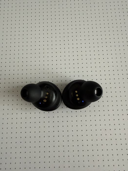 Jbl live free nc+ навушники TWS