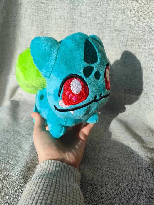 Pluszowy Bulbasaur ręcznie robiony