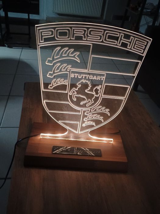 Porsche Cayman 718 lampka