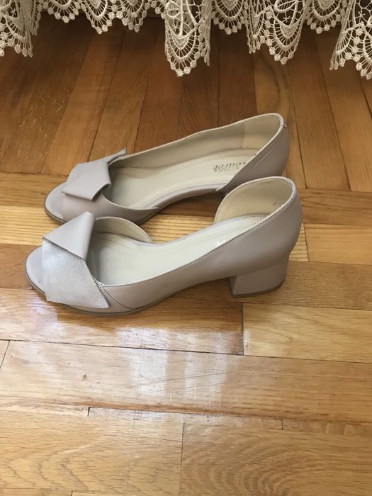 Туфлі жіночі