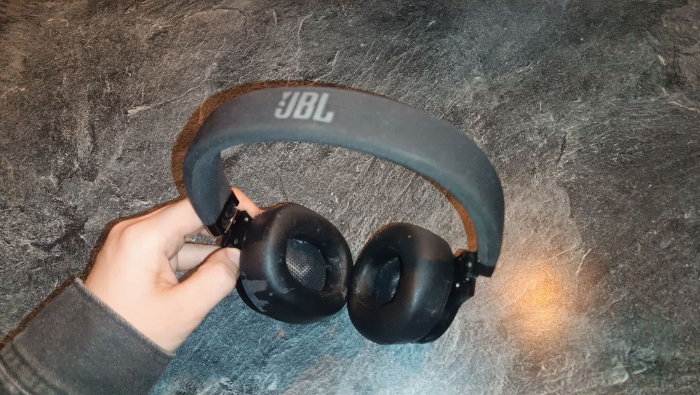 JBL E65BTNC  Słuchawki nauszne