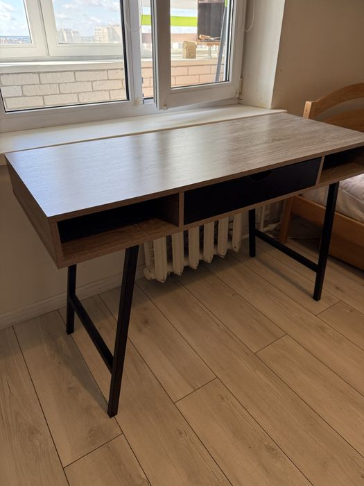 Письмовий стіл JYSK 120x48