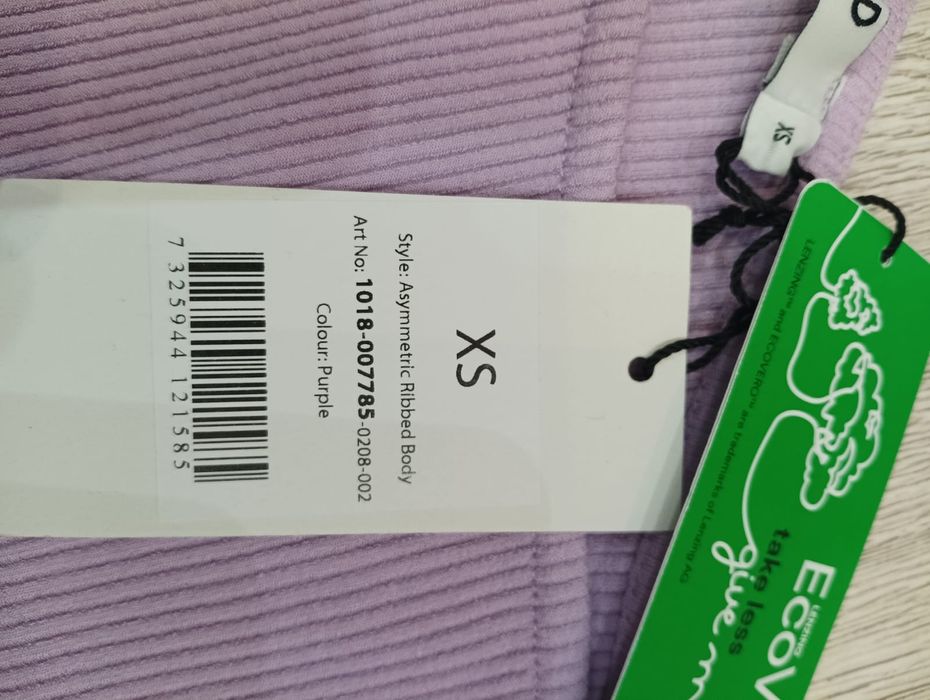 Nowe body liliowe prążkowane na jedno ramię z wycięciem XS na-kd