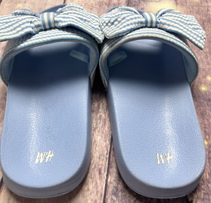 Klapki dziewczęce H&M r. 28/29