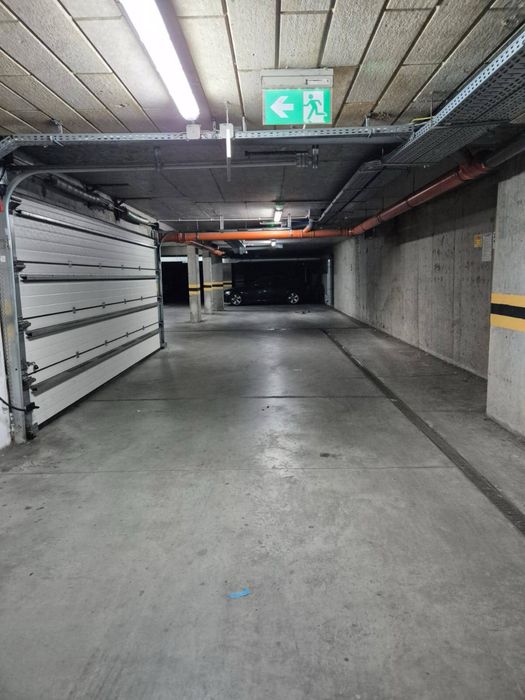 Miejsce postojowe 100 metrów do PKP Kilińskiego 35 - Widok 3
