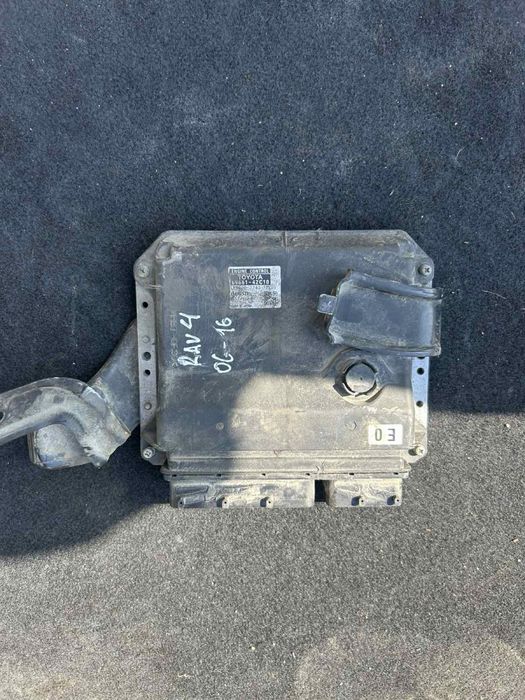Мозги ЕБУ блок керування двигуном Toyota Rav 4 89661-42c10