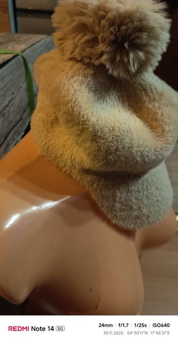 Czapka z daszkiem zimowa alpaka