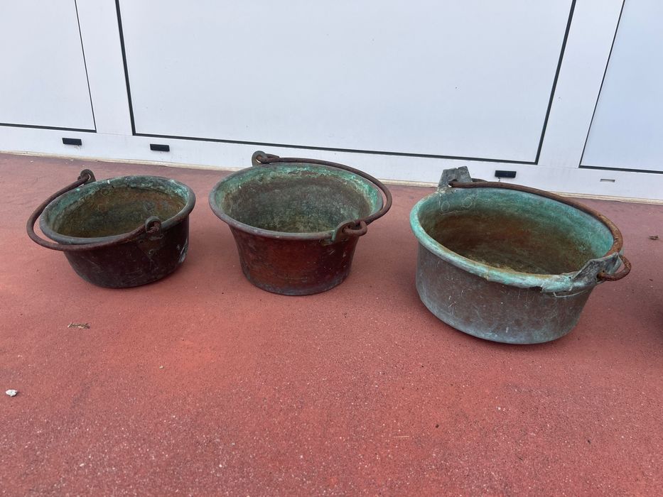 Cobre muito antigo
