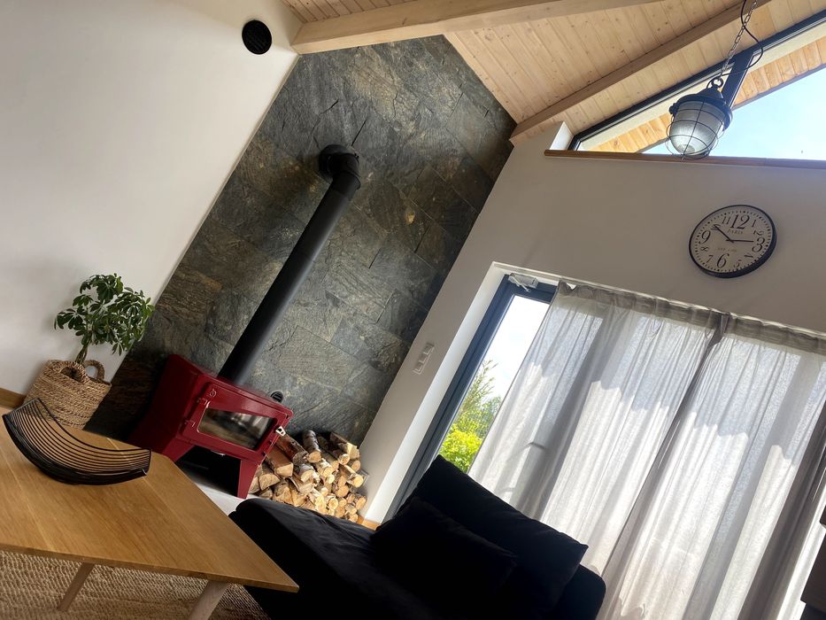 Domek  z banią z widokiem na góry  Łomnica- Góry Sowie