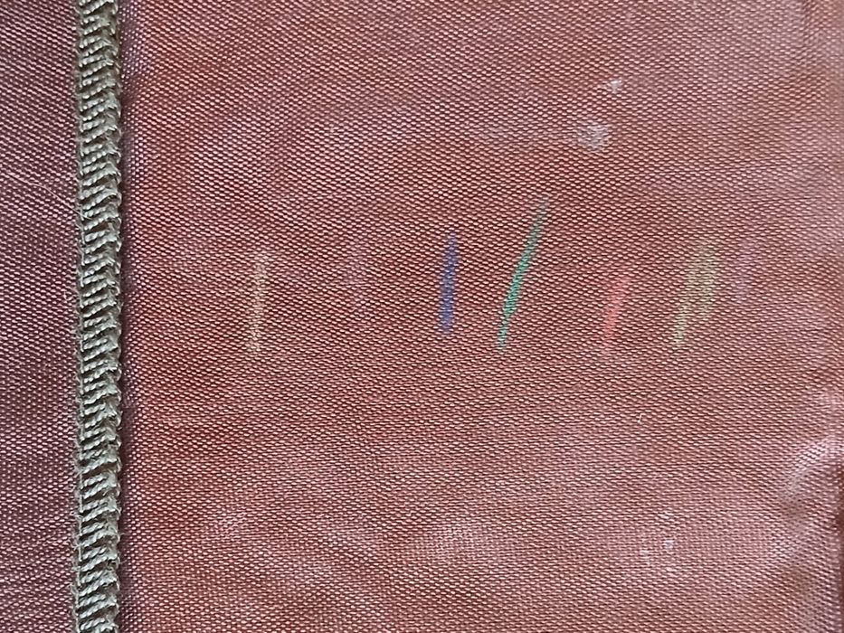 Capa de livro antiga em pele gravada