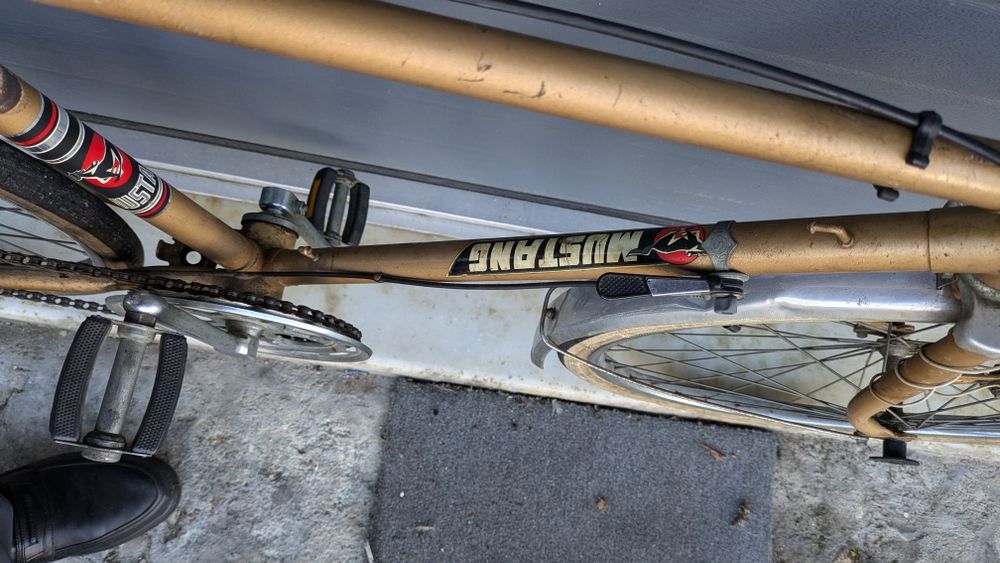 Bicicleta antiga marca Mustang