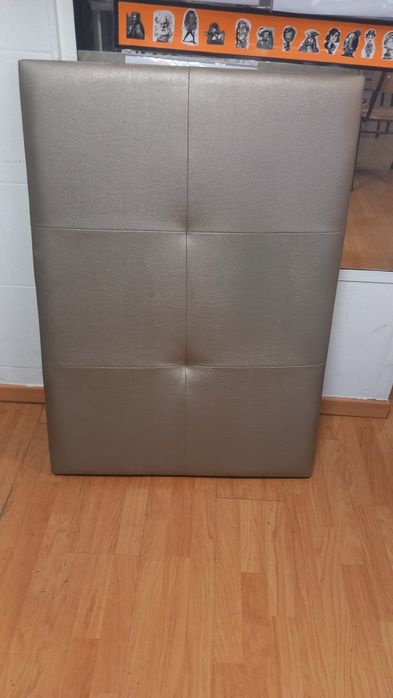 Alçado de cama de solteiro