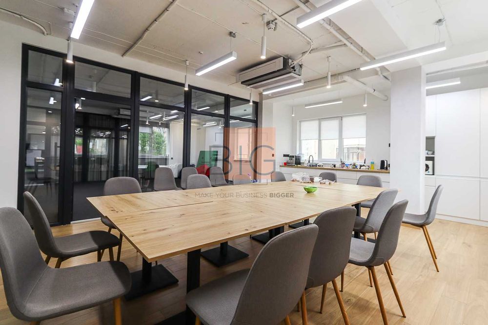 Приміщення 378 м2 з кондиціонерами та ремонтом за вул. Коновальця