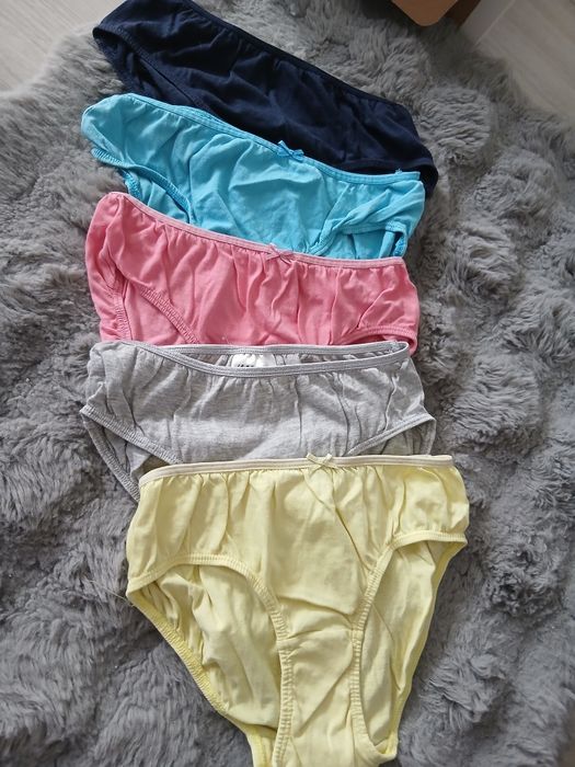 Majtki dziewczęce H&M  146/152. 5 par