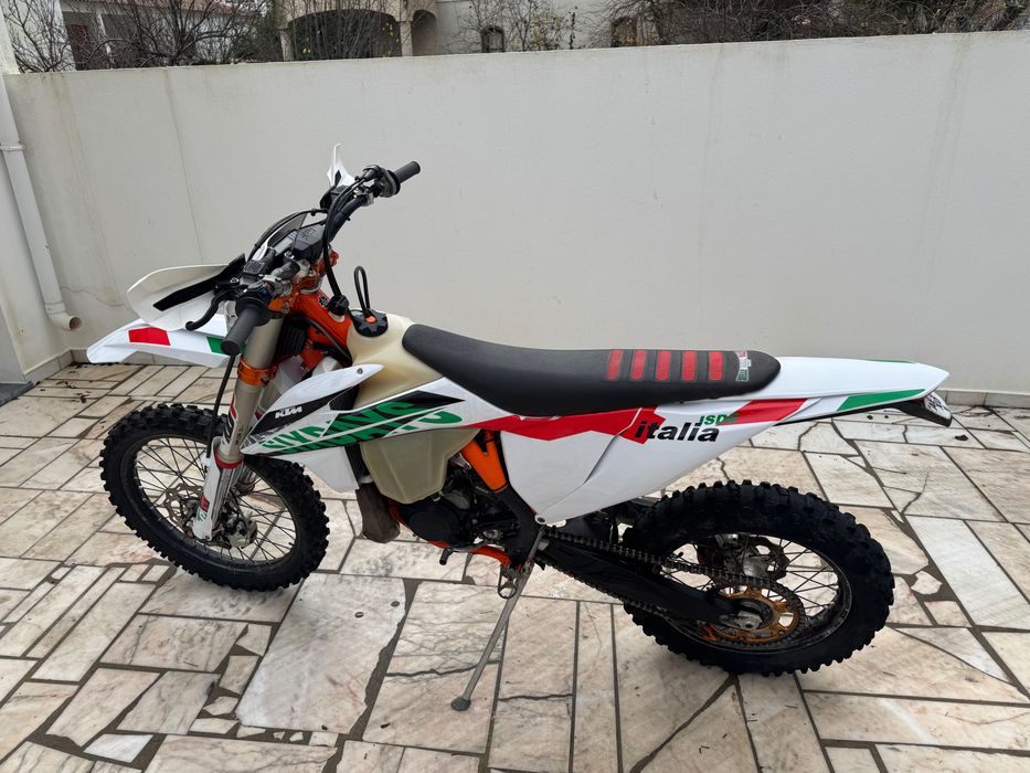 KTM 250 exc six days (2021)