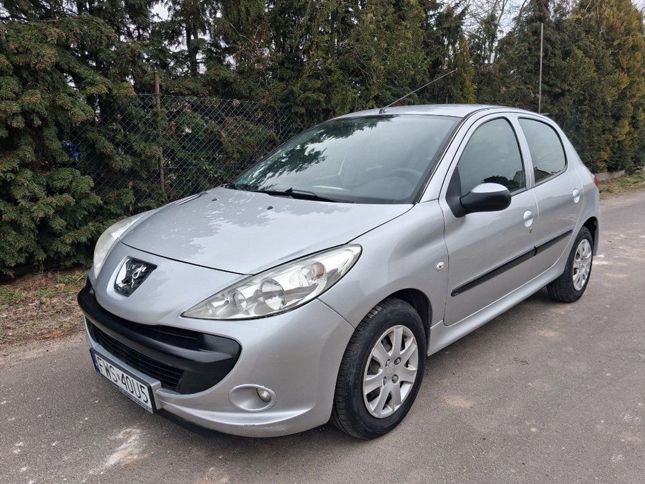 Peugeot 206 plus 1.4 HDI Klimatyzacja Elektryka Zarejestrowany Ładny stan