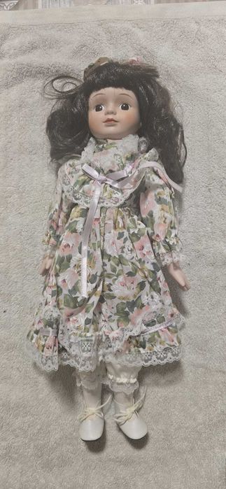 Bonecas de porcelana