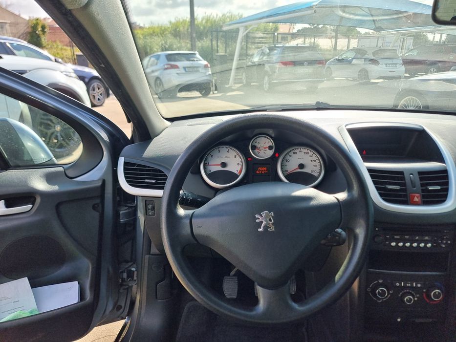 Peugeot 207 a gasolina