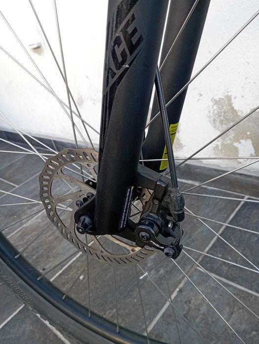 Specialized Rockhopper 2023 como nova