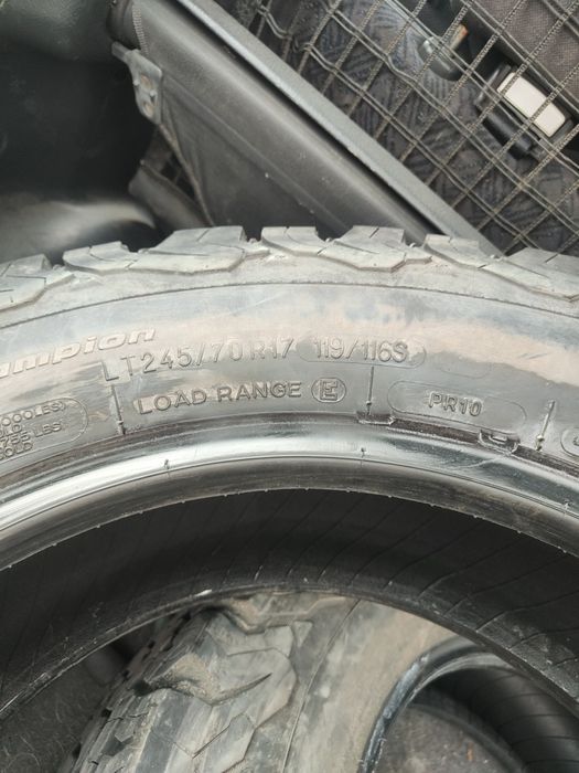 Pneus BF 245/70/R17