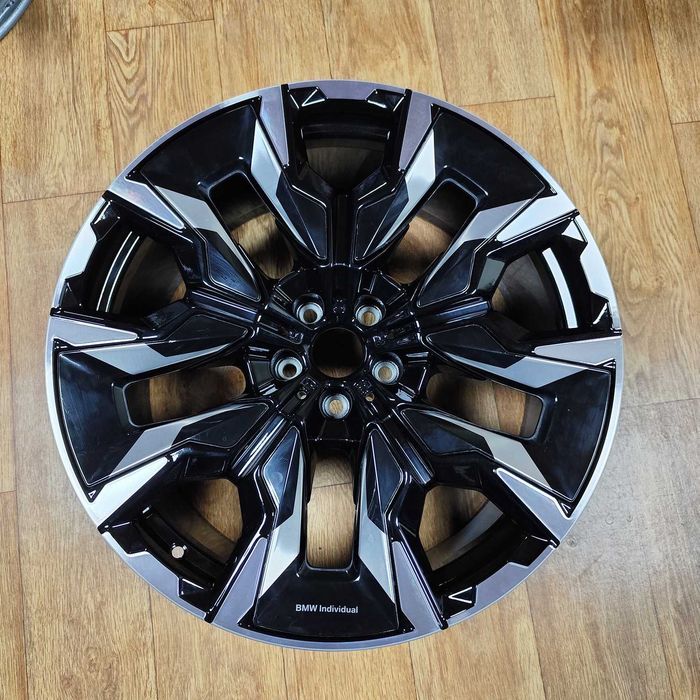 R21 оригінал BMW 5 i5 G60 G61 стиль 954i individual диски бмв