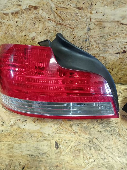 BMW E82 seria 1 coupe lampa tył tylna prawa lewa oryginał demontaż