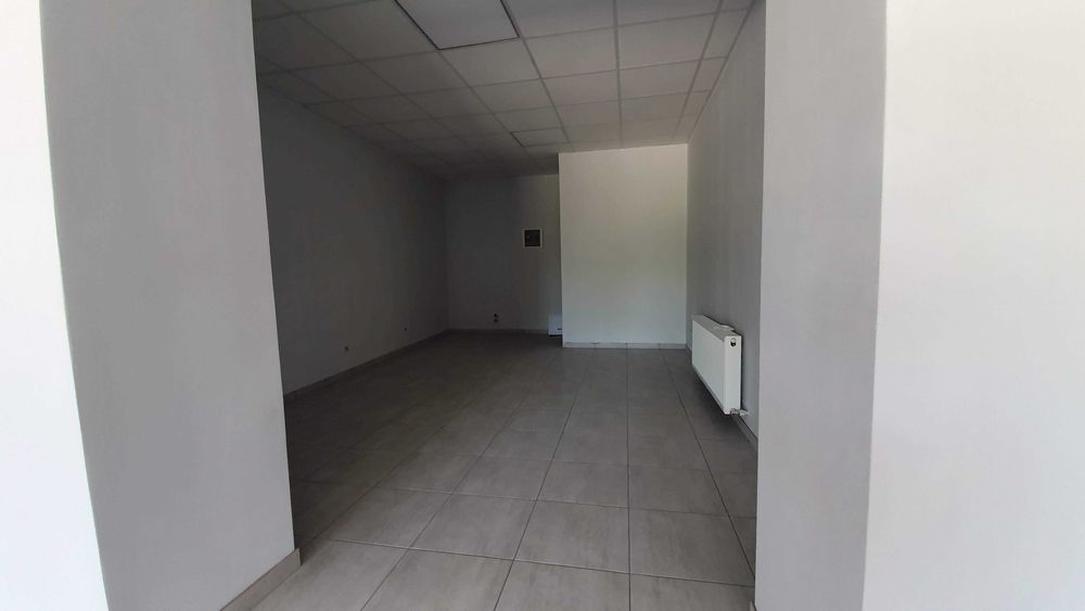 Нетішин оренда приміщення 65 м.кв. фасад навпроти Сільпо