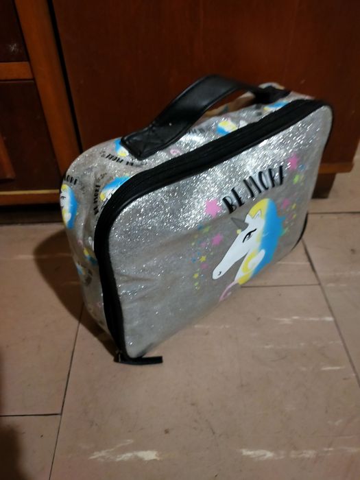 Kosmetyczka walizeczka Primark jak nowa