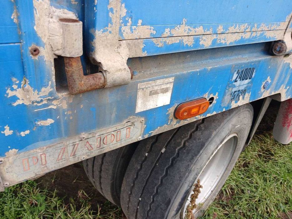 Продам прицеп-скотовоз Pezzaioli (Италия)