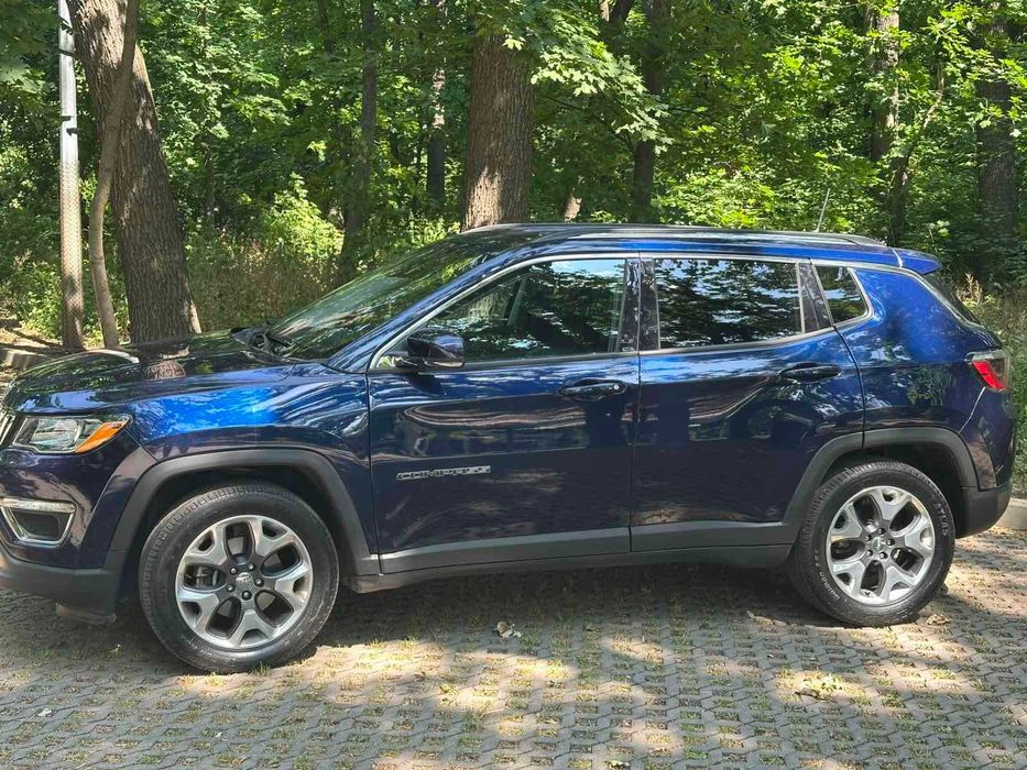 Jeep Compass 21 limited  4x4