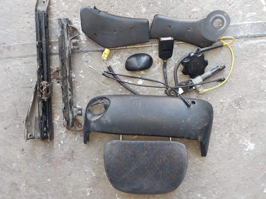 Сидіння задні, запчастини для сидінь Форд Ескорт МК7 1996рік, Ford Esc