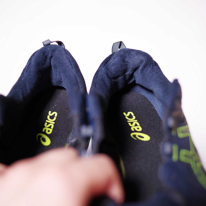 Трекінгові кросівки Asics Gel Memuro оригінал 44 розмір чудовий стан