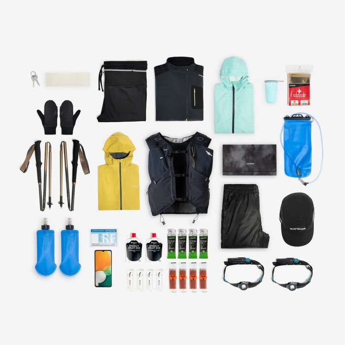 MOCHILA DE TRAIL RUNNING UNISSEXO 10 L PRETO - VENDIDA COM BOLSA DE