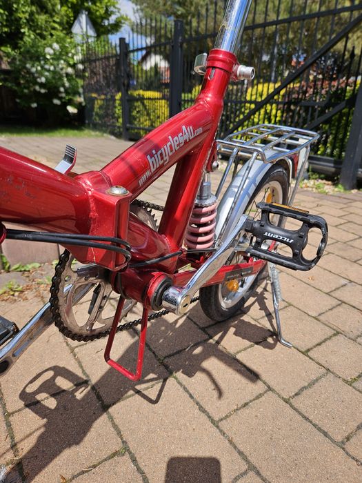 Rower składak z amortyzacǰą