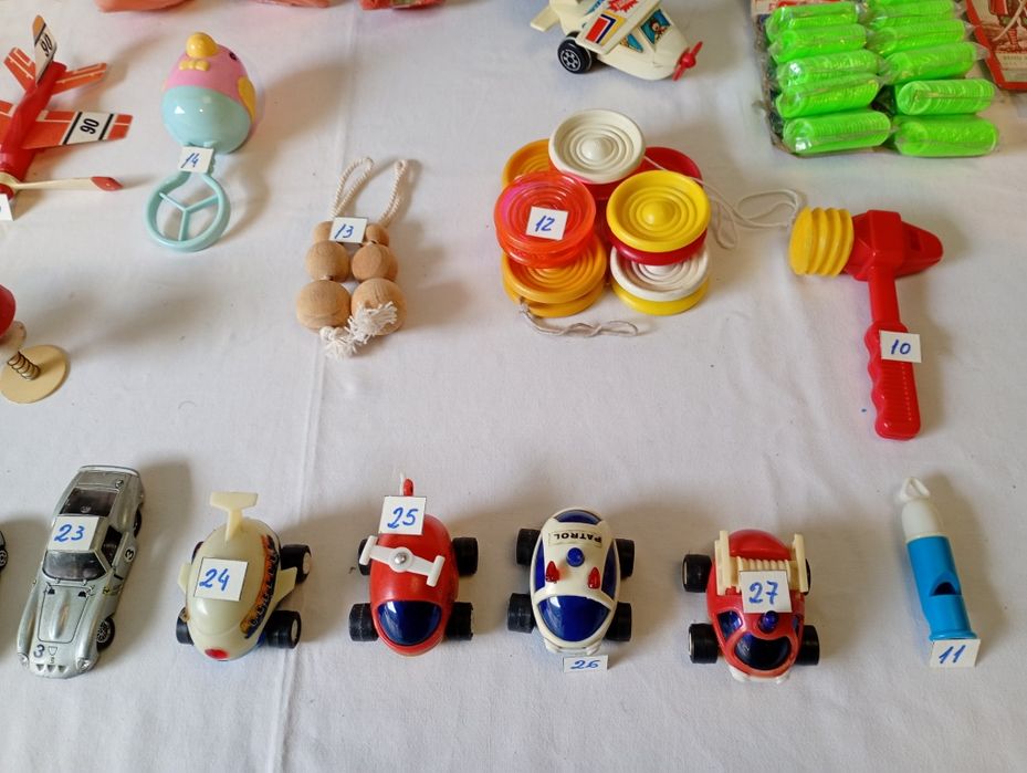 Brinquedos vintage anos 80 estranjeiros