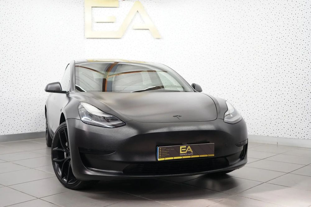 Tesla Model 3 Standard Range Plus RWD