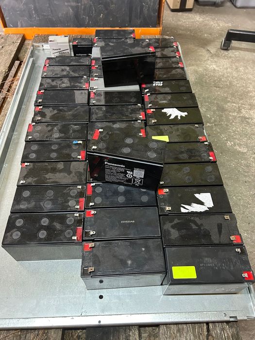 Akumulatory 12v  7.2ah 40 sztuk