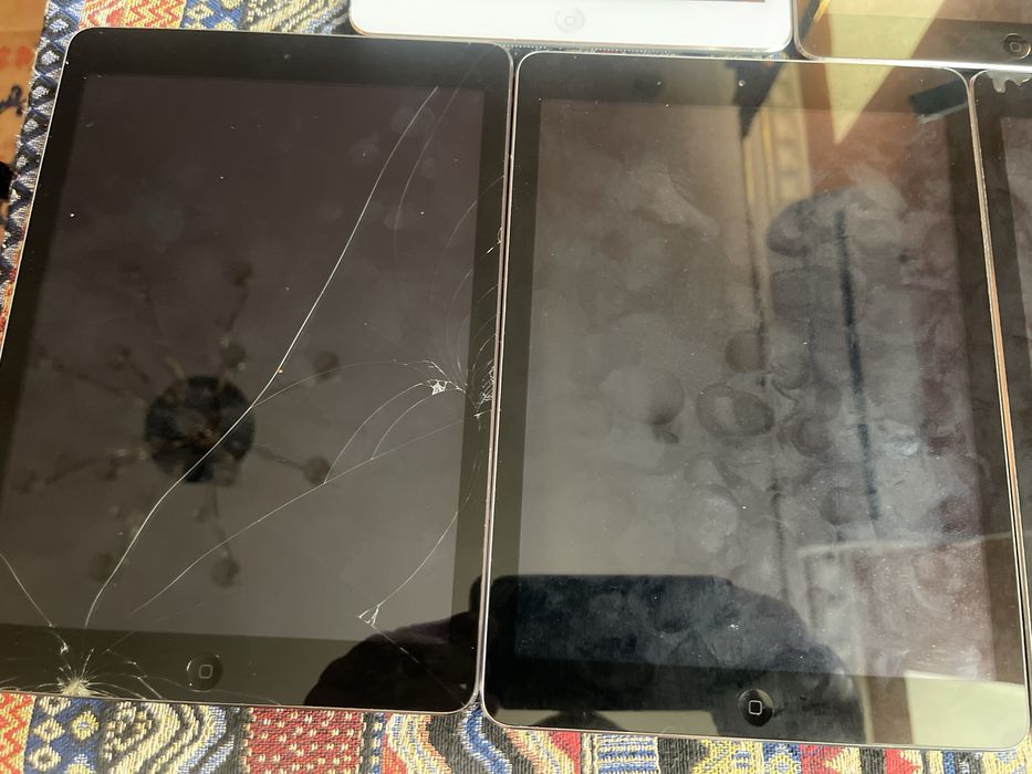 ipad A1474 на запчасти или под восстановление