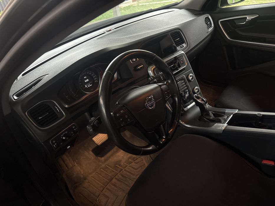 Продам Volvo v 60