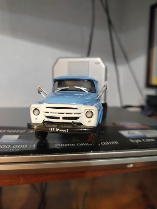 Модель СССР 1:43 ЗИЛ 130 продукти