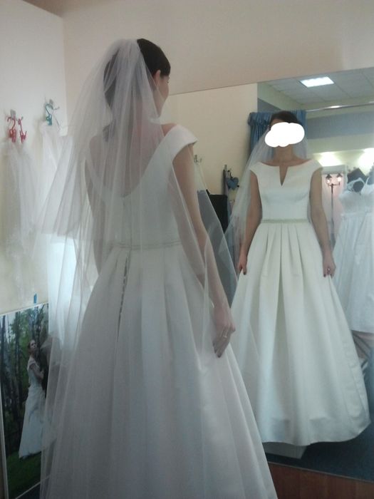 Suknia ślubna śmietankowa