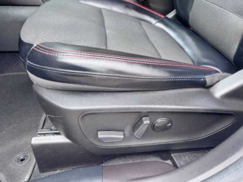 2023 Ford Escape Hybrid ST-Line Select