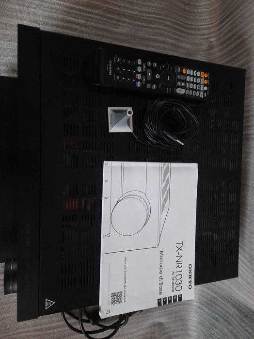 9.2-канальный AV-ресивер Onkyo TX-NR1030 Black