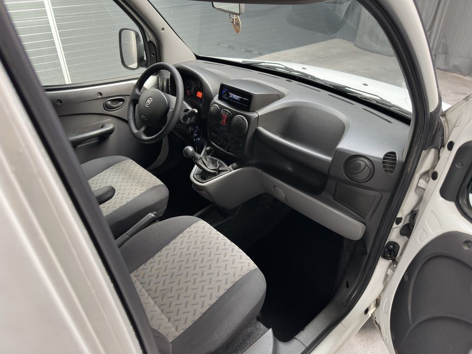 Fiat Doblo 2 lugares